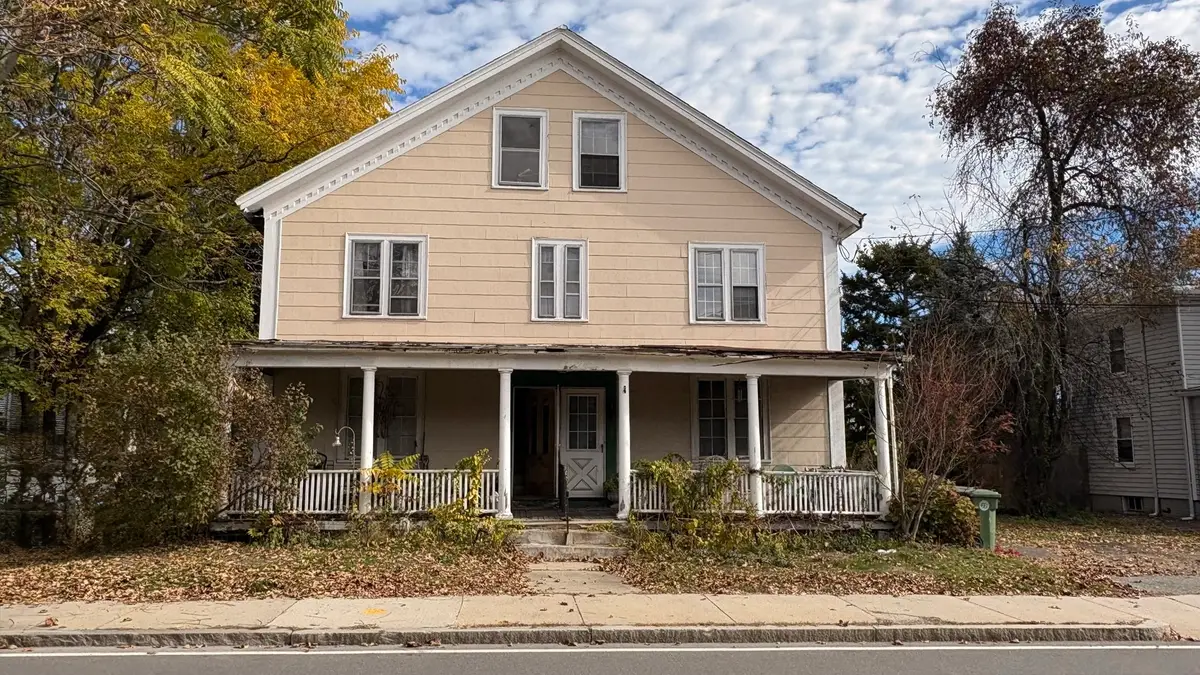 40-42 Irving St, Watertown, MA 02472 - #1