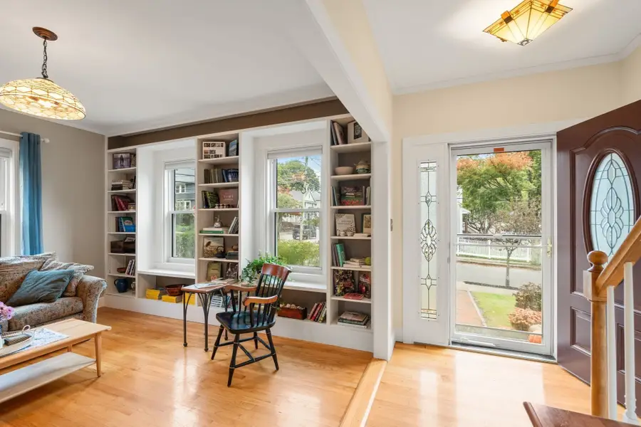 192 Wren Street, Boston, MA 02132 - #3