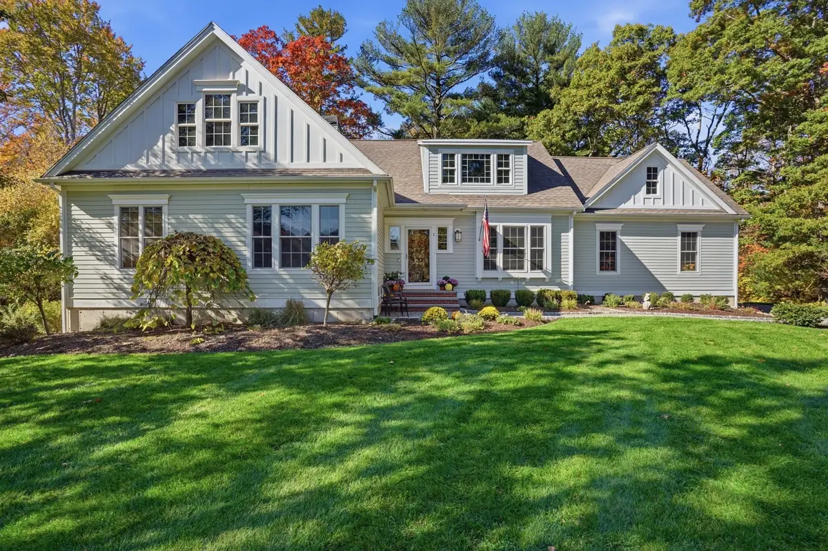 1 Palmer River, Swansea, MA 02777 - #1
