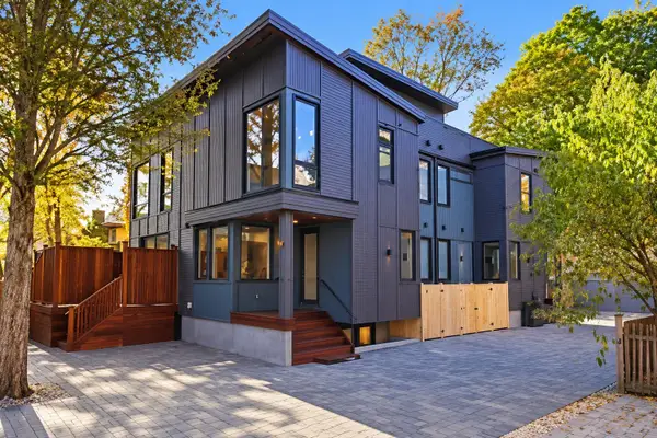 4 Holworthy Terrace #4, Cambridge, MA 02138