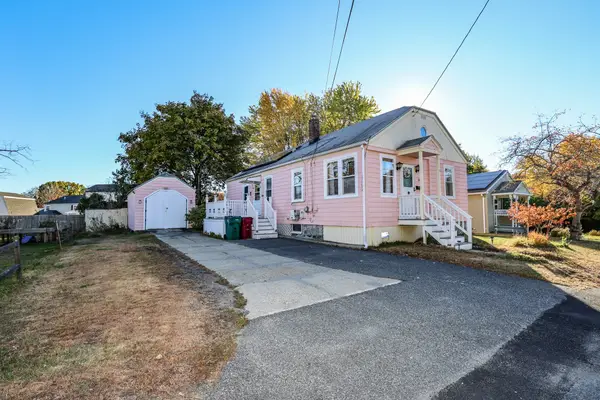 60 Columbia Rd, Lowell, MA 01854