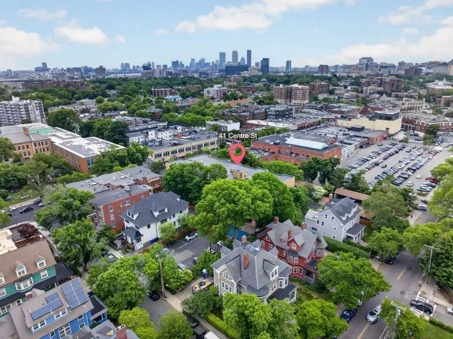 41 Centre St #105, Brookline, MA 02446 - #3
