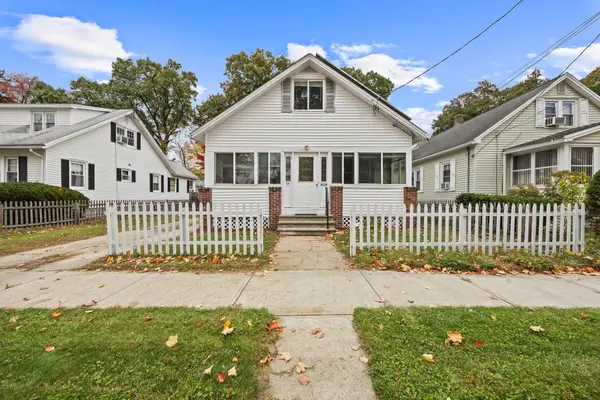 95 Alvin St, Springfield, MA 01104