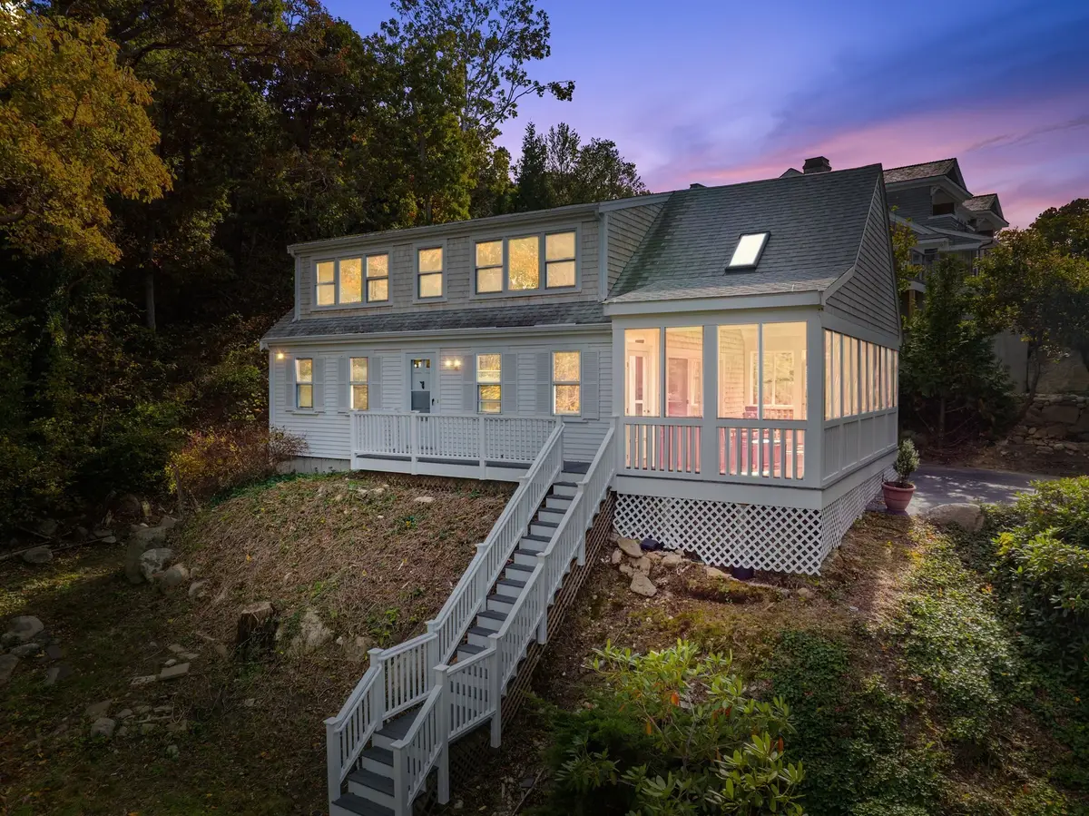 138 Sippewissett Rd, Falmouth, MA 02540 - #1