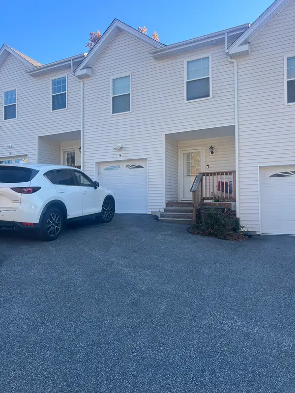 14 Joe Fromms #14, West Warwick, RI 02893