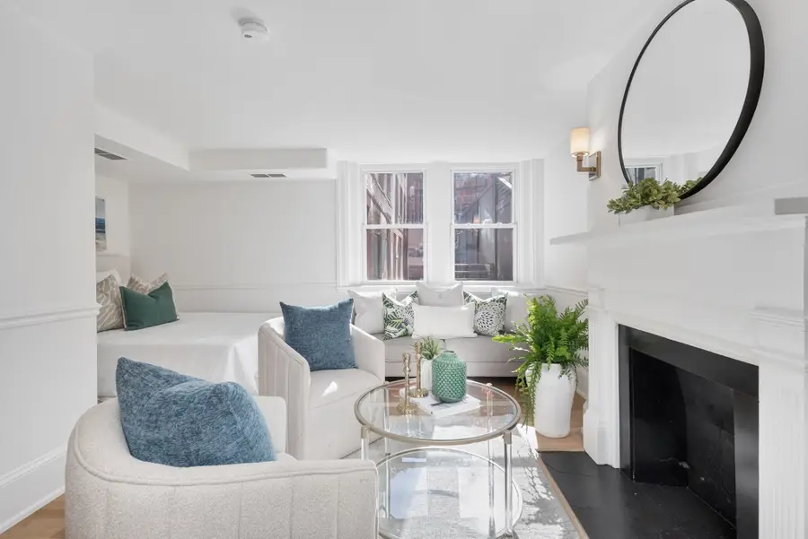 176 Commonwealth #2, Boston, MA 02116 - #2