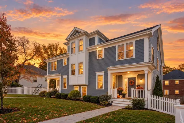 47-49 Blake St #47, Newton, MA 02460