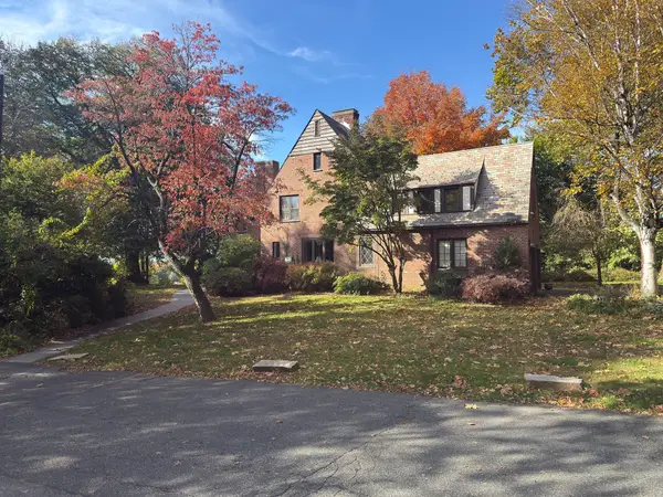 432 Longhill St., Springfield, MA 01108