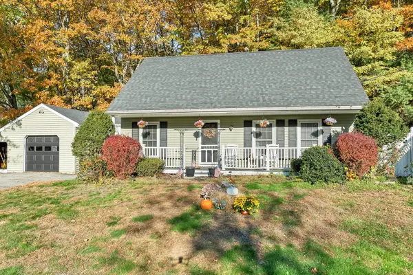 22 Lucas Dr, Haverhill, MA 01830
