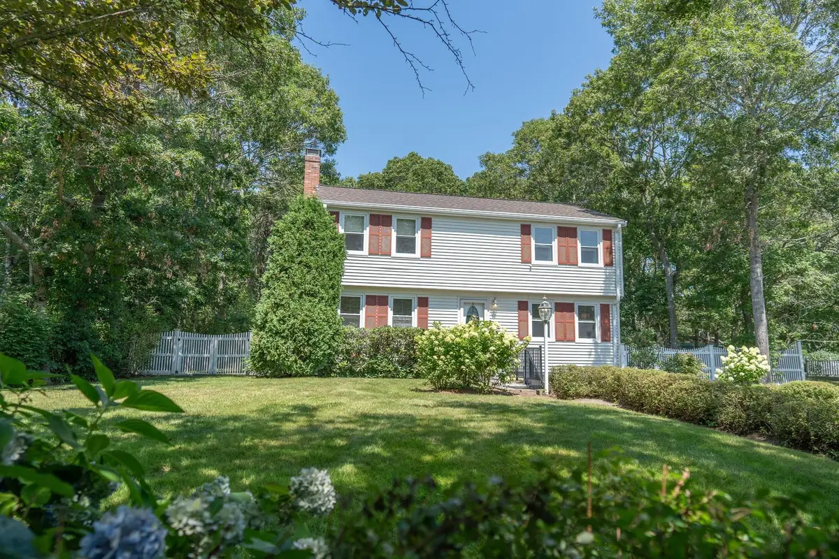 10 Pinehurst Dr, Bourne, MA 02532 - #1