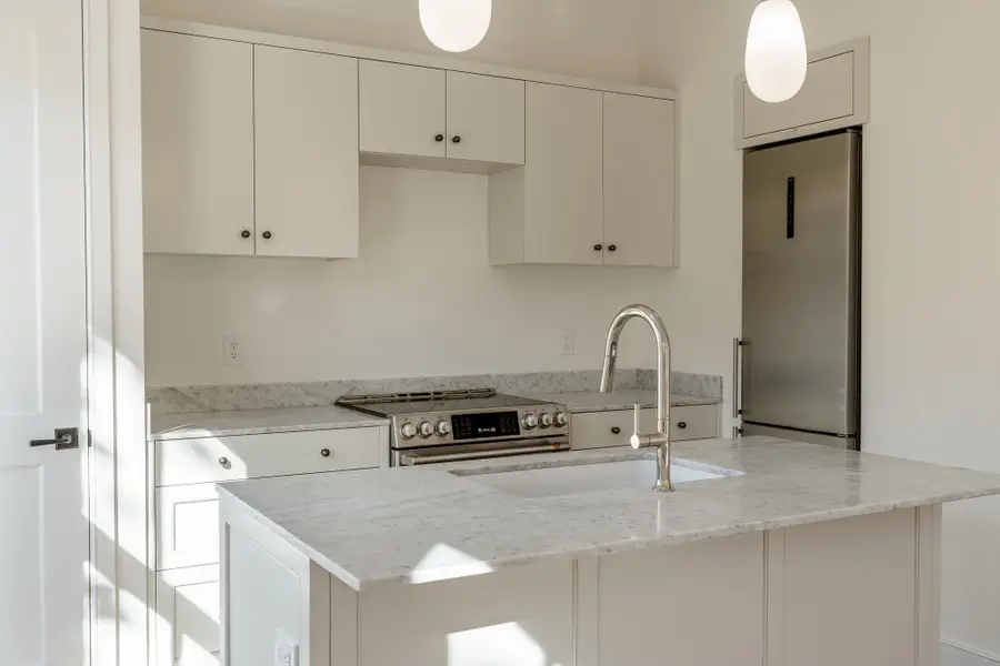 45 Dana St #3, Cambridge, MA 02138 - #3