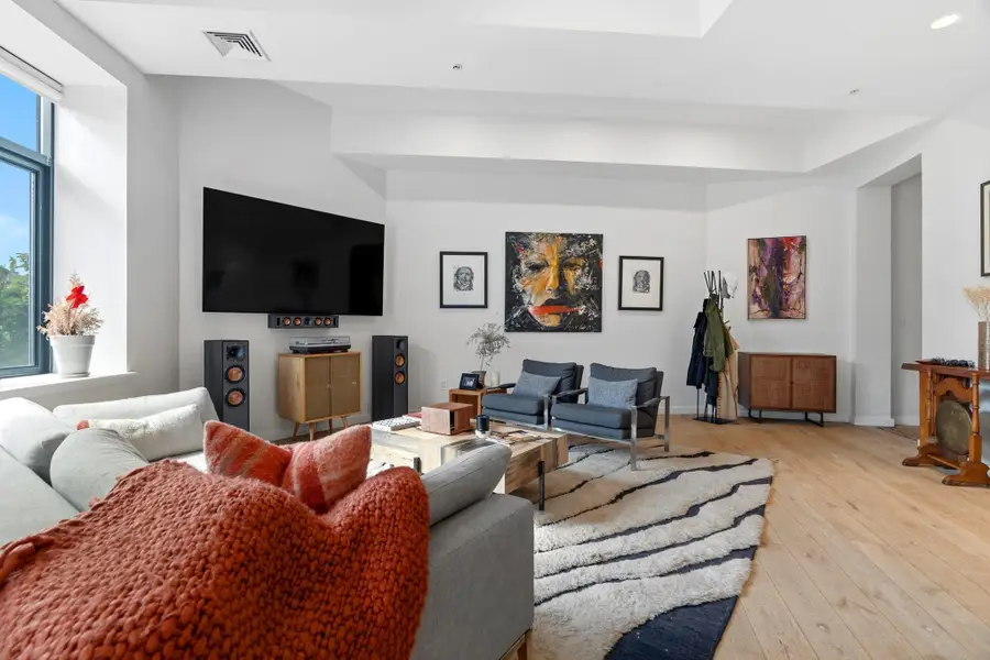 1200 Washington St #409, Boston, MA 02118 - #3