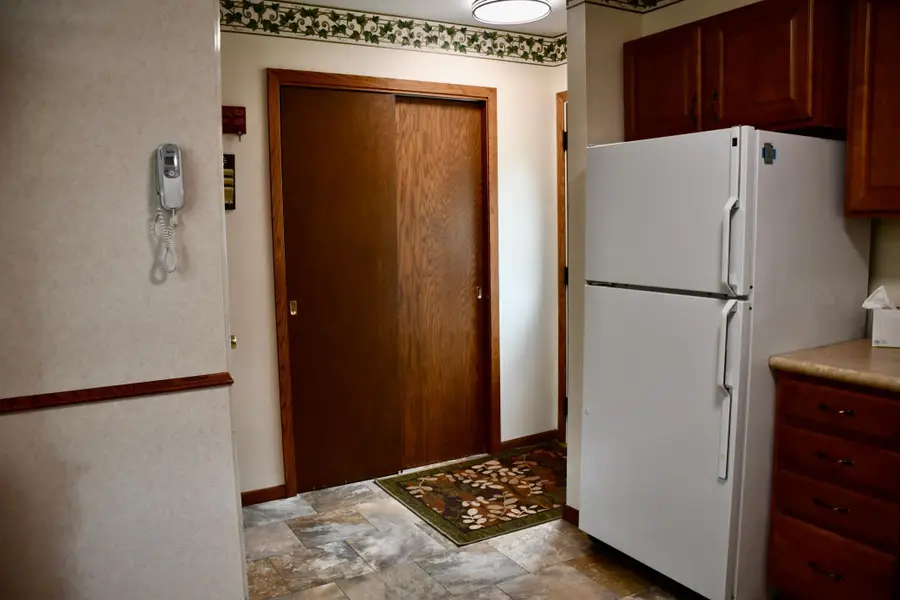 722 Kendall Avenue S, Thief River Falls, MN 56701 - #3