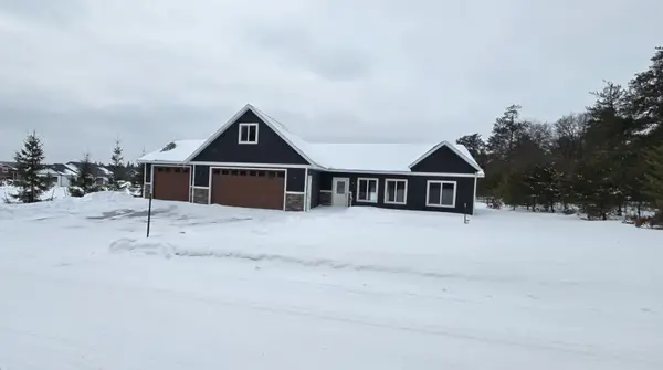 1320 Whiting Road Nw #65, Bemidji, MN 56601