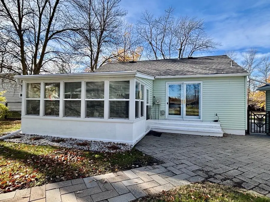 820 Tindolph Avenue S, Thief River Falls, MN 56701 - #2