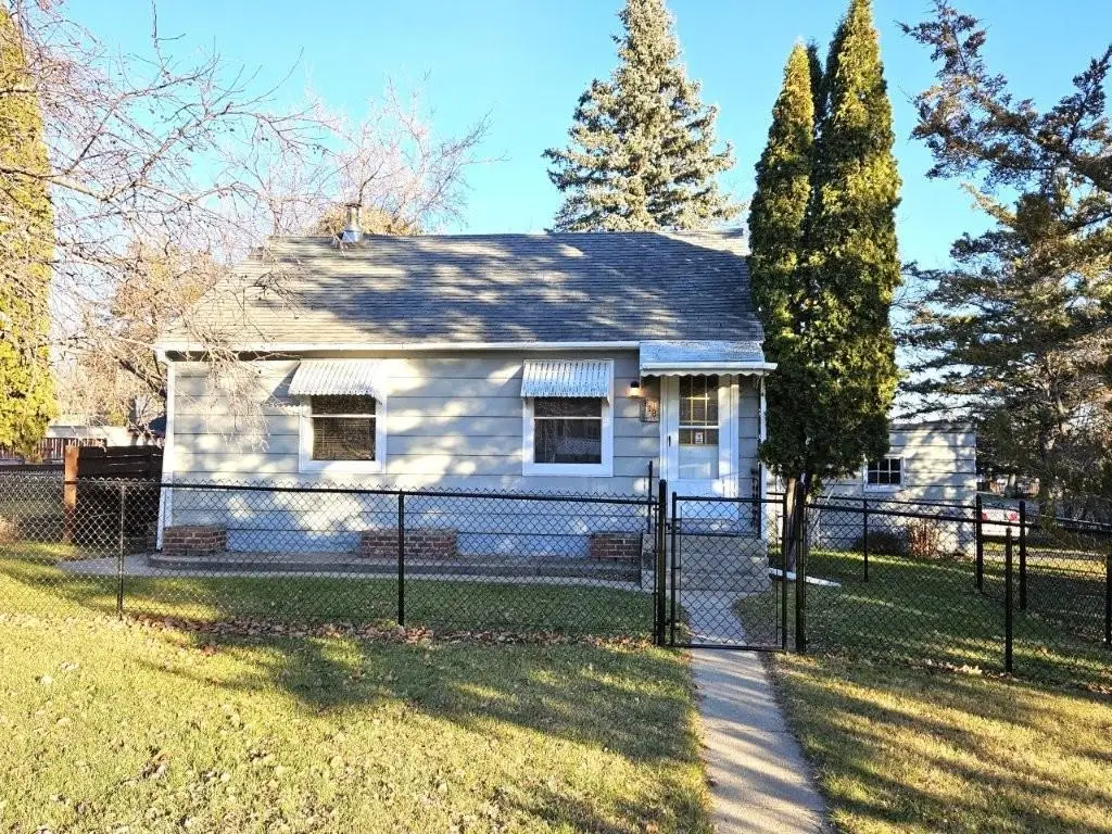 118 Getchell Avenue Ne, Bagley, MN 56621 - #1