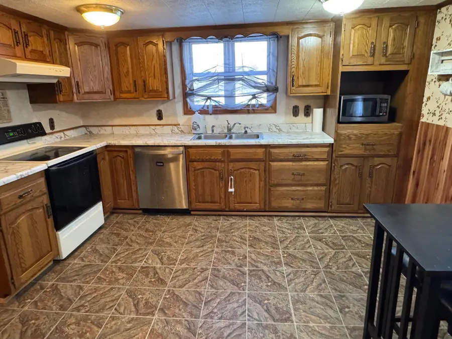 44028 220th Street, Roseau, MN 56751 - #3