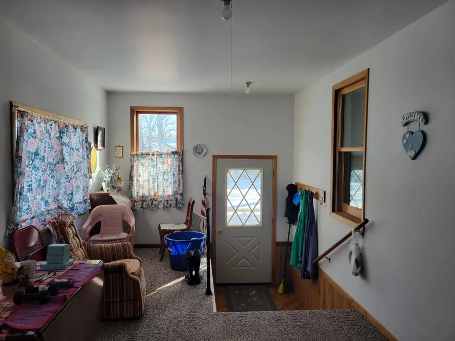 105 2nd Street N, Karlstad, MN 56732 - #2