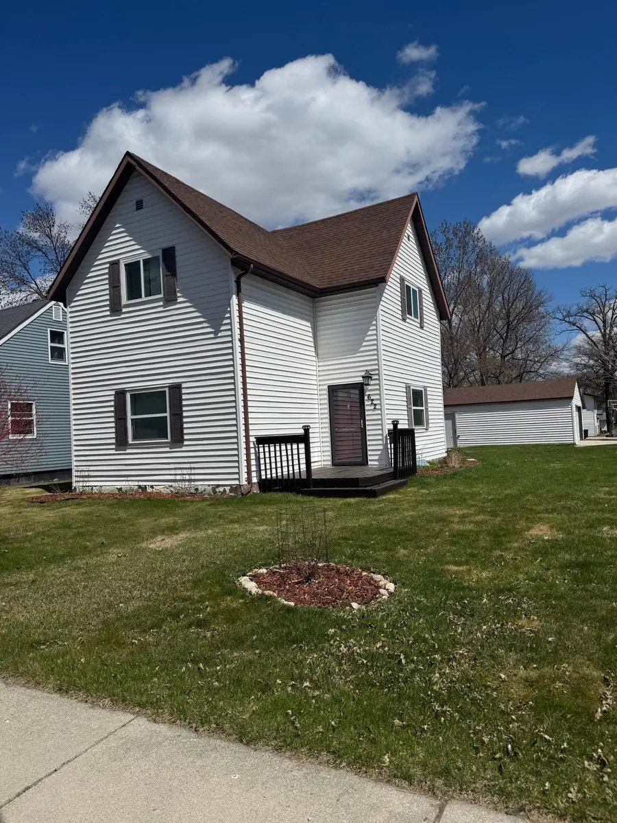 622 Saint Paul Avenue S, Thief River Falls, MN 56701 - #2