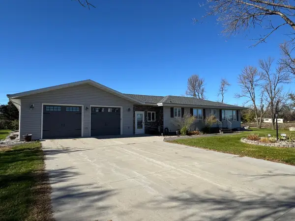 225 2nd Street, Cummings, ND 58223