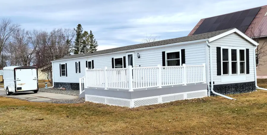 211 4th Avenue Se, Baudette, MN 56623 - #2