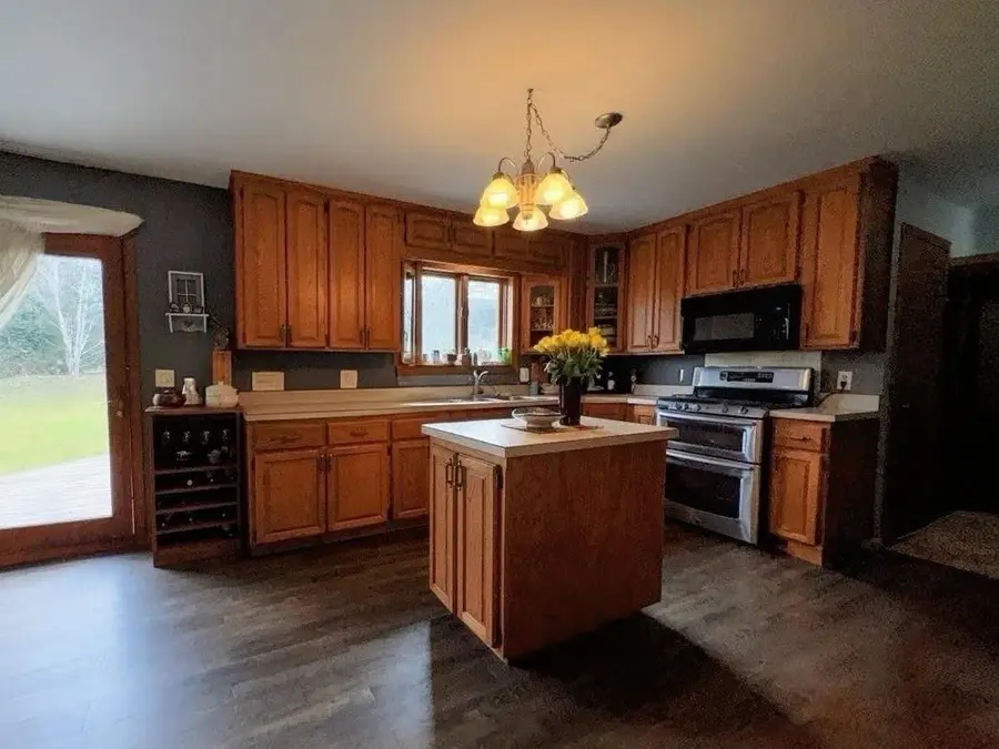 325 S Ash Street, Crookston, MN 56716 - #3