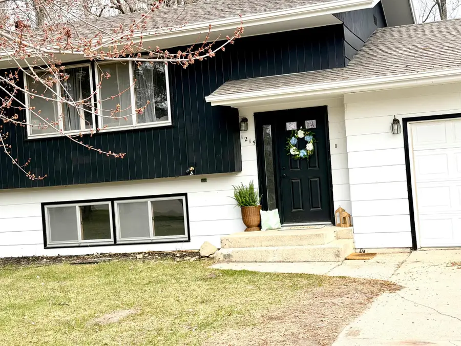 1215 Edgewood Drive, Thief River Falls, MN 56701 - #2