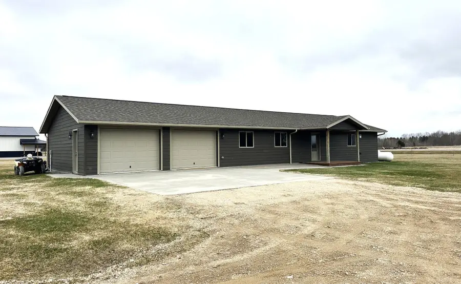 2934 27th Street Nw, Baudette, MN 56623 - #2