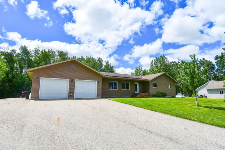 506 E Bakke Avenue, Newfolden, MN 56738 - #2