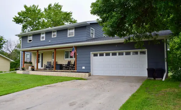 817 Alice Drive, Thief River Falls, MN 56701