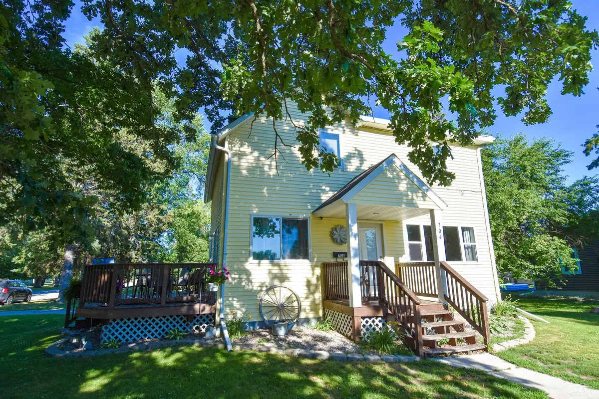 704 Tindolph Avenue S, Thief River Falls, MN 56701 - #1
