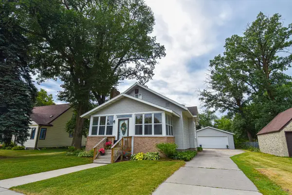 237 Markley Avenue N, Thief River Falls, MN 56701