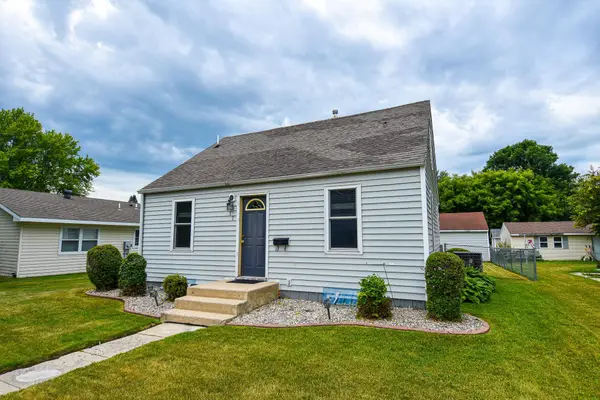 417 Kendall Avenue S, Thief River Falls, MN 56701
