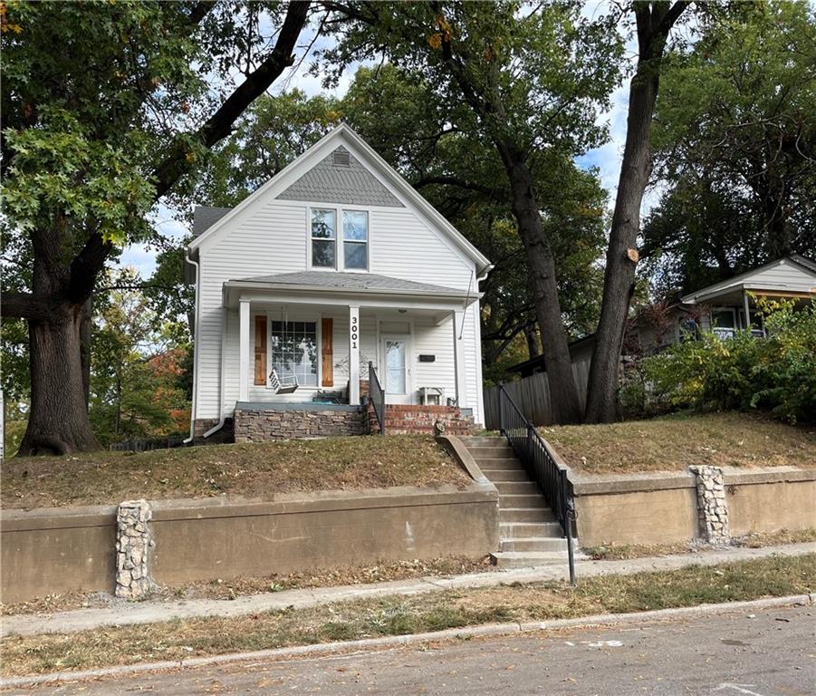 3001 Felix Street, St Joseph, MO 64501 BHGRE