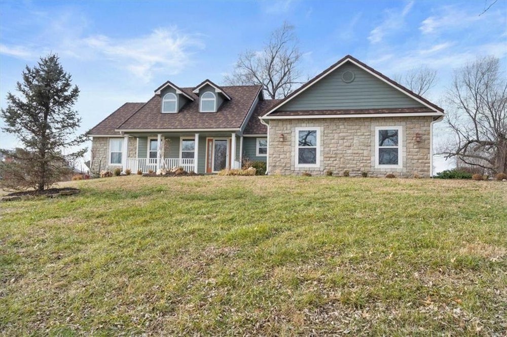 20735 Dempsey Road, Leavenworth, KS 66048 BHGRE