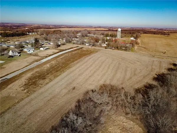 1516 Missouri Avenue, Mound City, MO 64470