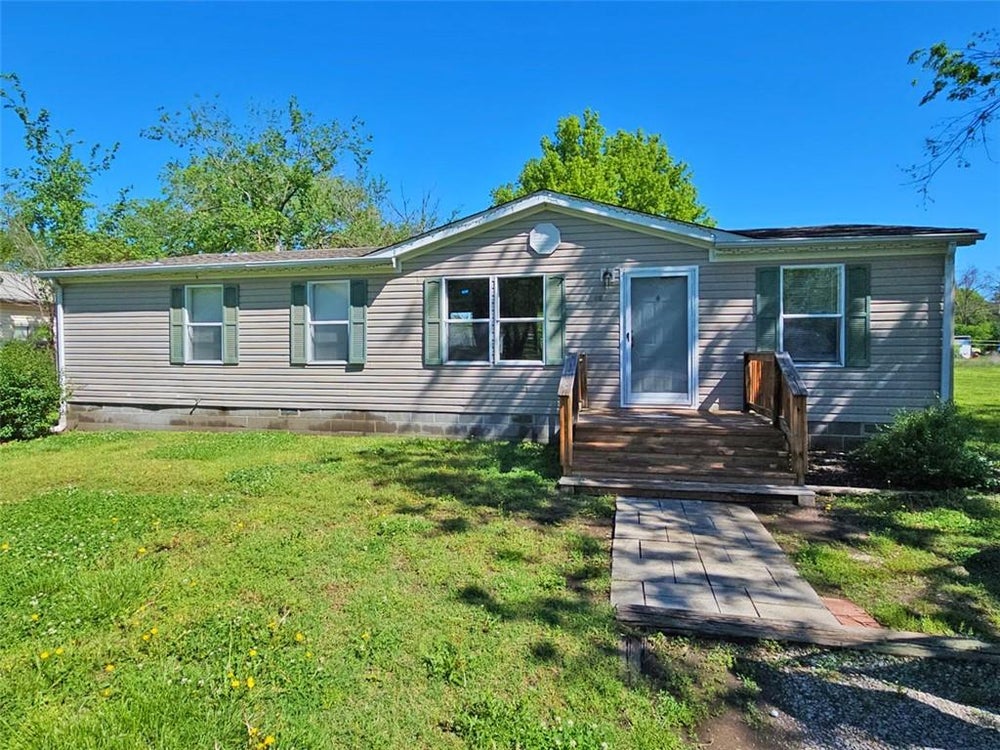118 W Perry Street, Arma, KS 66712 BHGRE