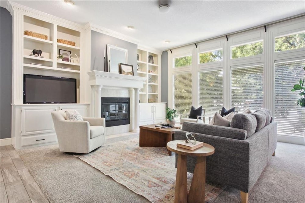 9808 NW 73rd Street, Weatherby Lake, MO 64152 BHGRE