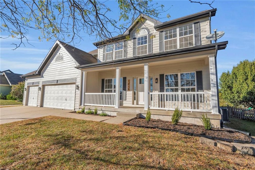 1018 Maple Woods Drive, Liberty, MO 64068 BHGRE