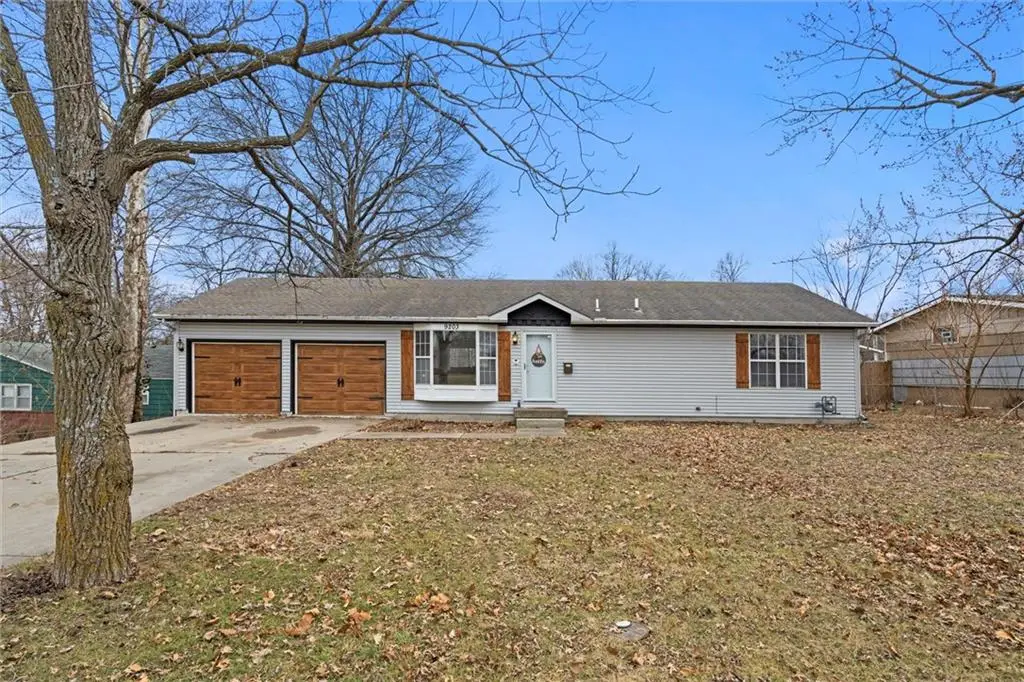 9203 E 79th Street, Raytown, MO 64133 - Image #1