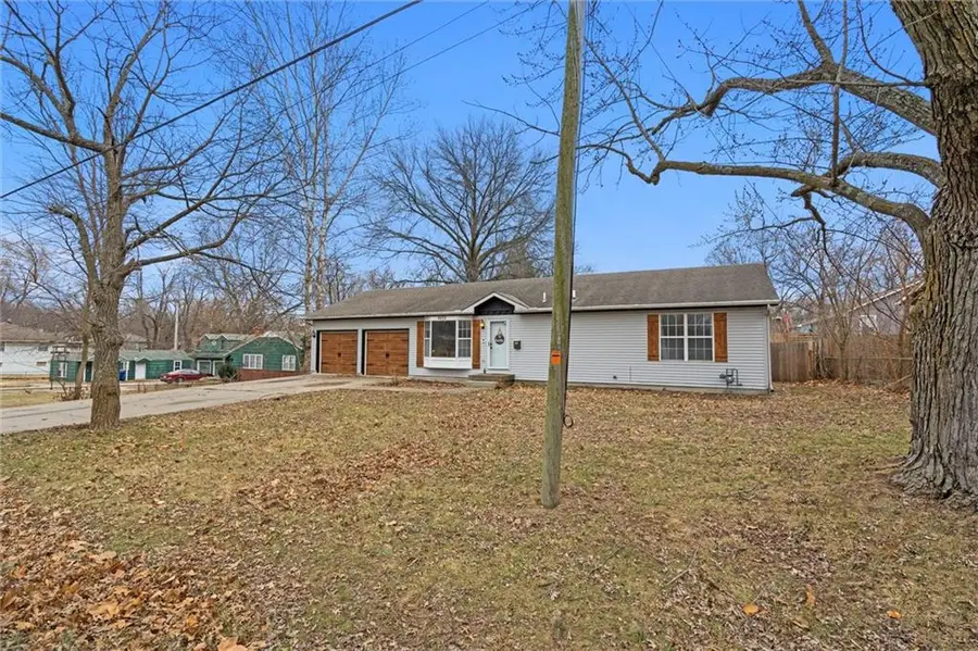 9203 E 79th Street, Raytown, MO 64133 - Image #2