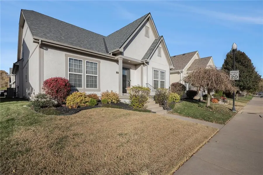 406 E 31st Avenue, Kansas City, MO 64116 - Image #2