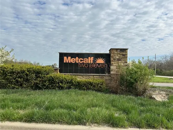 20923 Floyd Street, Bucyrus, KS 66013