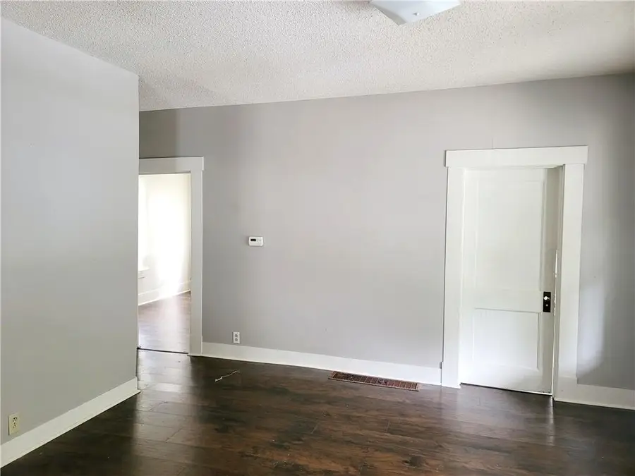 17 4th Street Circle, Pittsburg, KS 66762 - Image #2