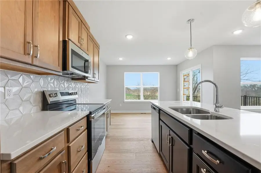 706 Glenn Circle, Raymore, MO 64083 - Image #3