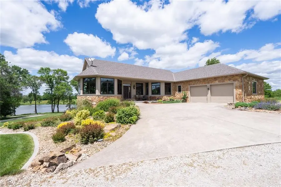 1672 N 1 Road, Baldwin City, KS 66006 - Image #3