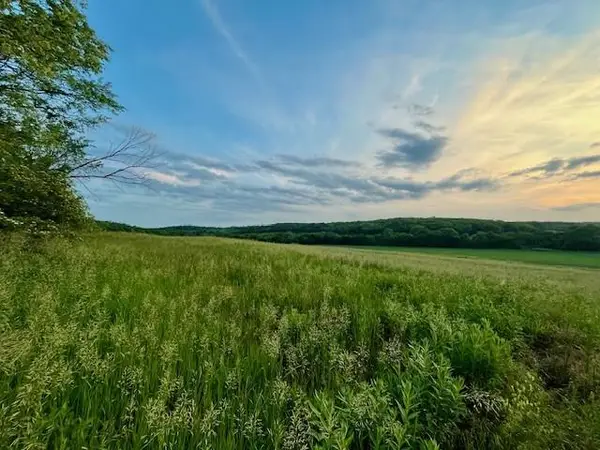 10.01 Acres M/L N 800 Road, Baldwin City, KS 66006