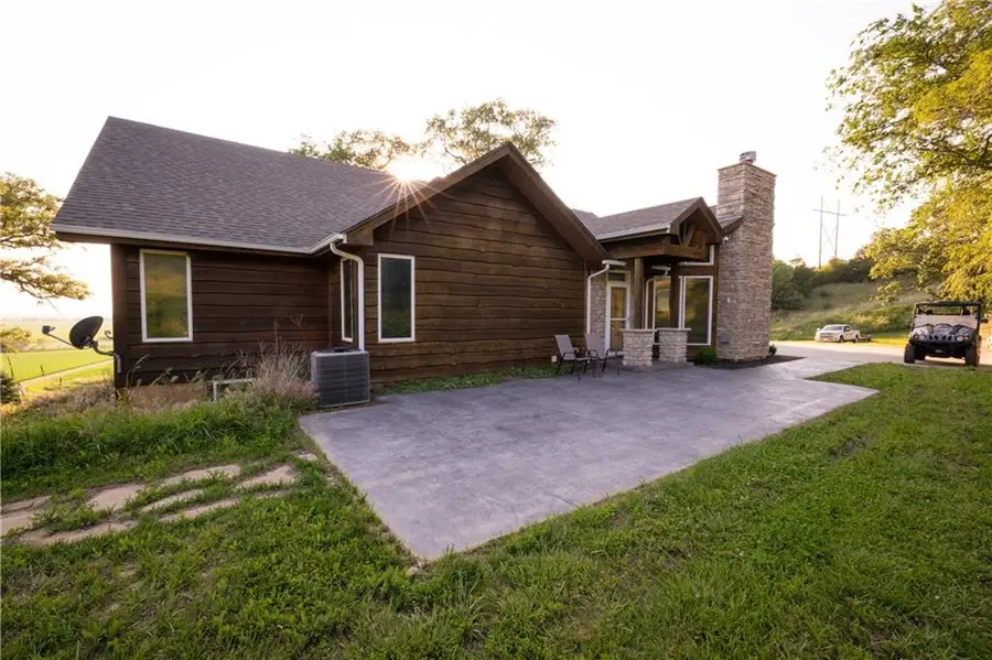 25984 Outer Road, Clay, MO 64482 - #2