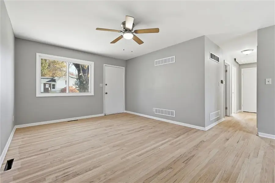 5200 S Delaware Avenue, Independence, MO 64055 - Image #3