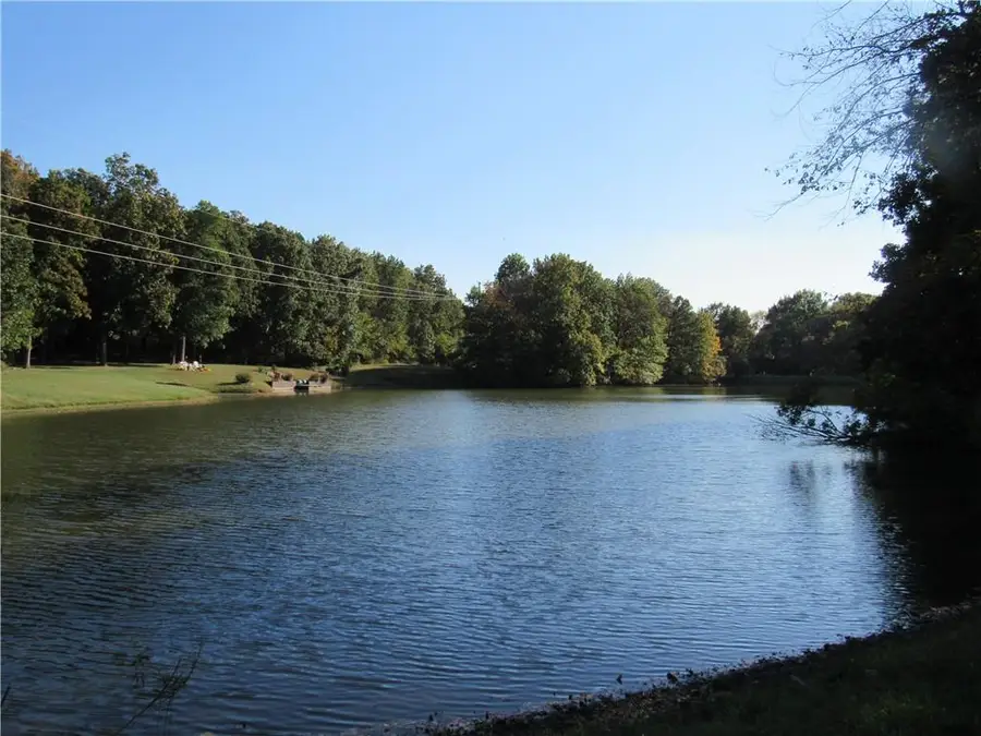 26311 Westlake Drive, Harrisonville, MO 64701 - Image #2